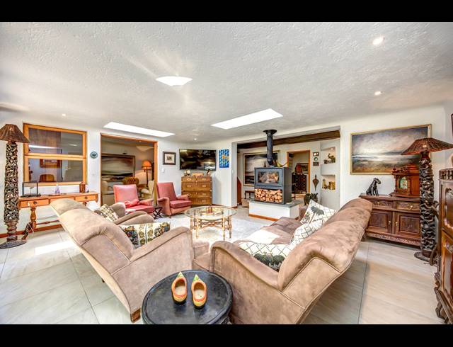 4 BEDROOM HOUSE FOR SALE IN BRYANSTON